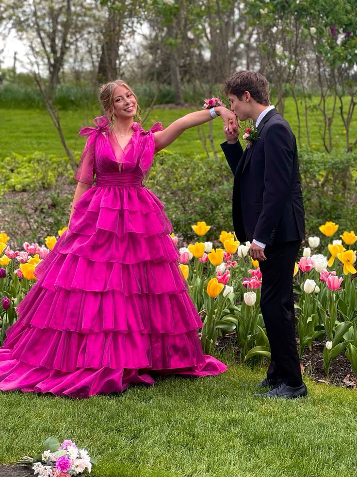 Robe de bal à bretelles mignonnes, robe longue en tulle rose vif, robe de Quinceanera, robe pour 18e anniversaire, robe Sweet 15/16, RB1270