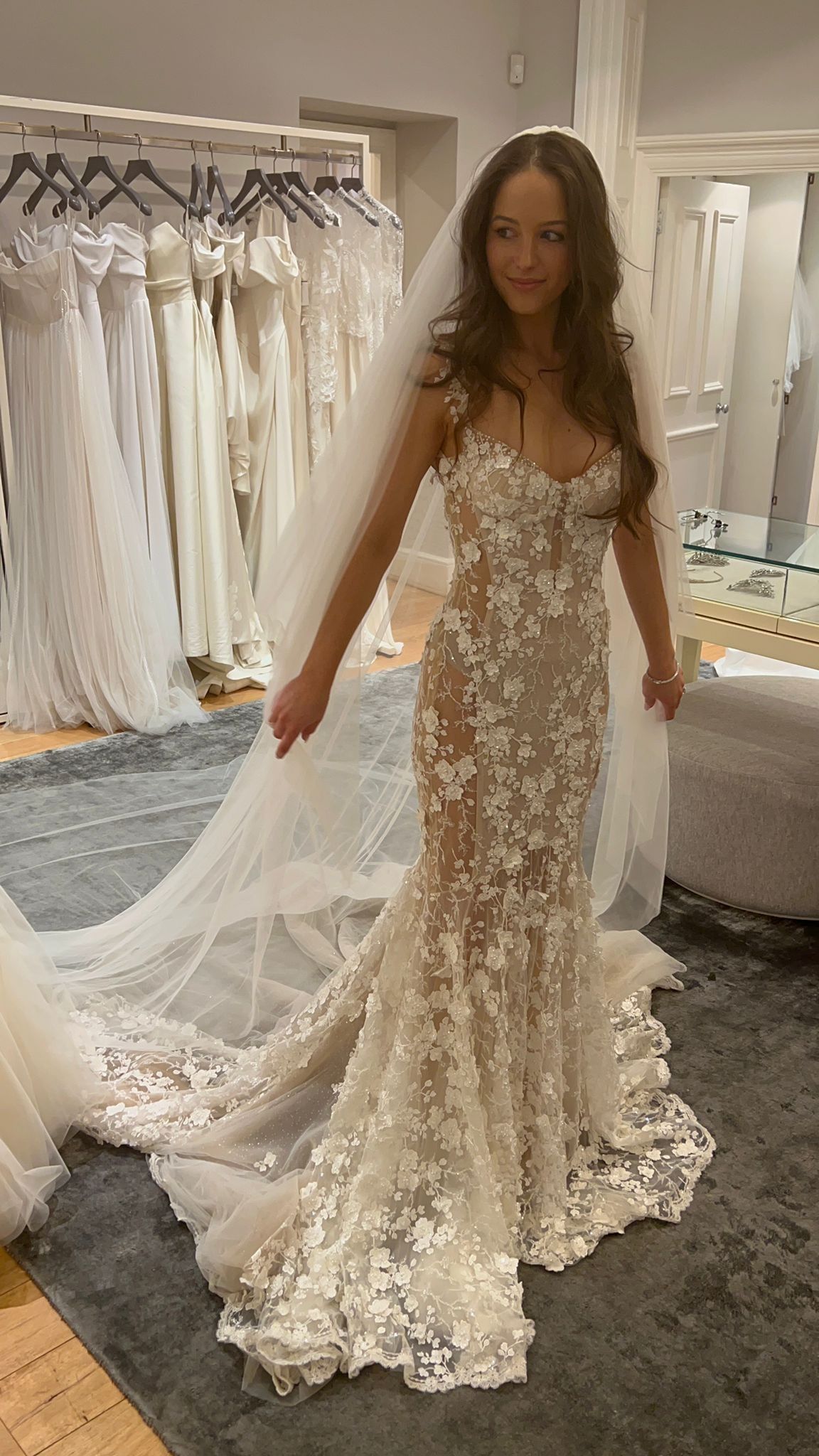 Robe de mariée sirène à bretelles spaghetti, corset en dentelle florale blanche, robe de mariée longue, robes de mariée RB1362