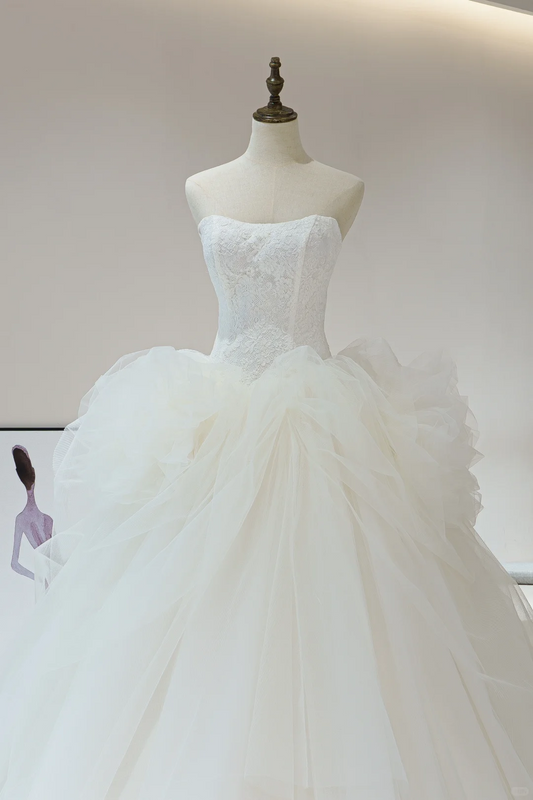 Elegant Ball Gown Strapless Sleeveless Lace Fitted Long Wedding Dress Bridal Gown Wedding Dresses RB1606