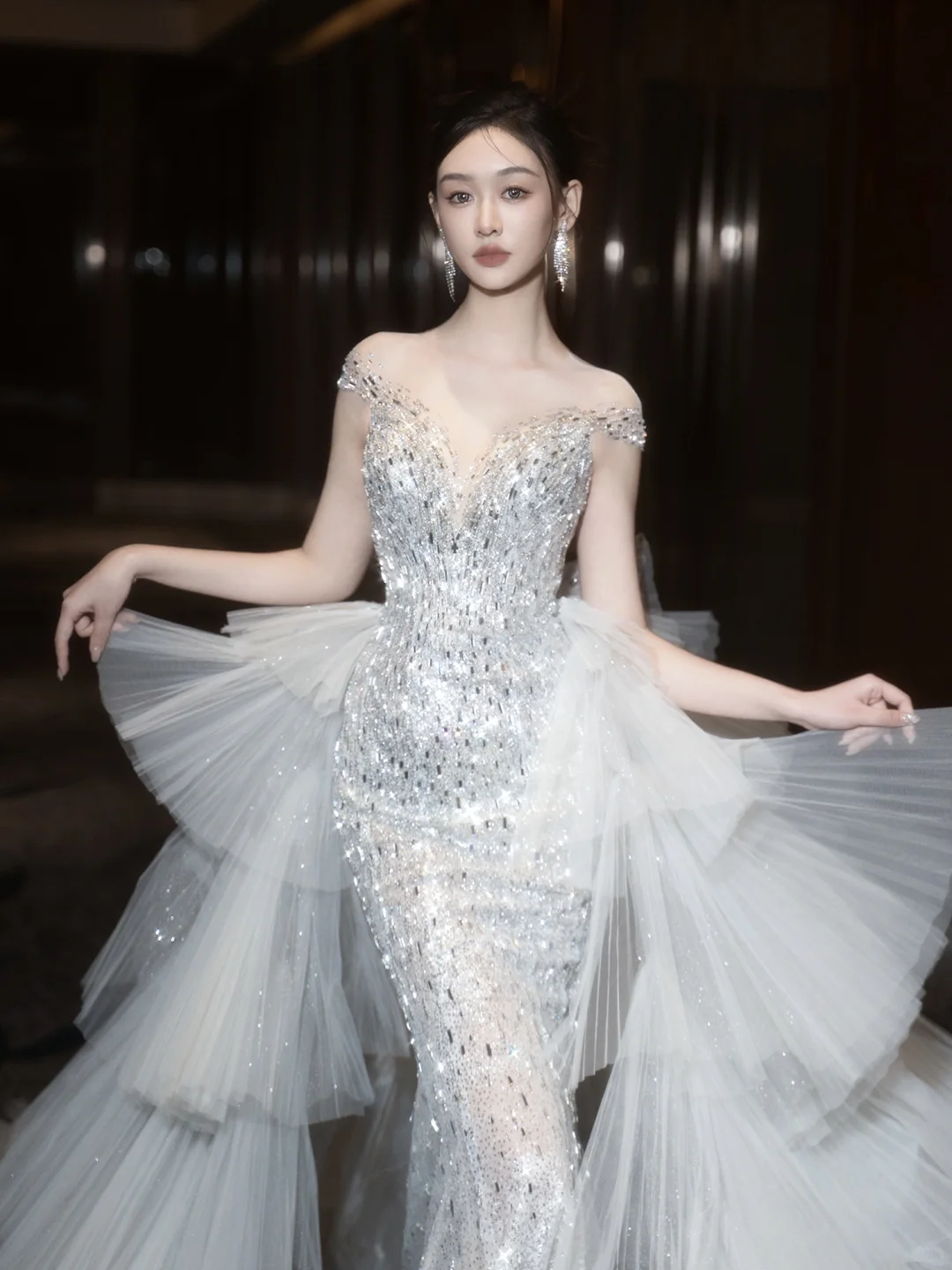 Princess Mermaid Off The Shoulder Short Sleeves Silver Sequin Fitted Long Wedding Dress Bridal Gown Wedding Dresses RB1908