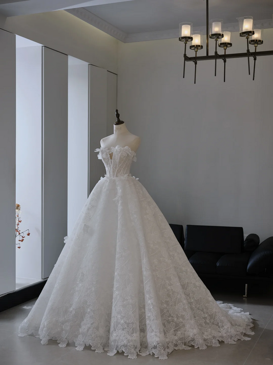 Princess Ball Gown Strapless Sleeveless Lace Fitted Corset Long Wedding Dress Bride Gowns White Wedding Dresses RB2018
