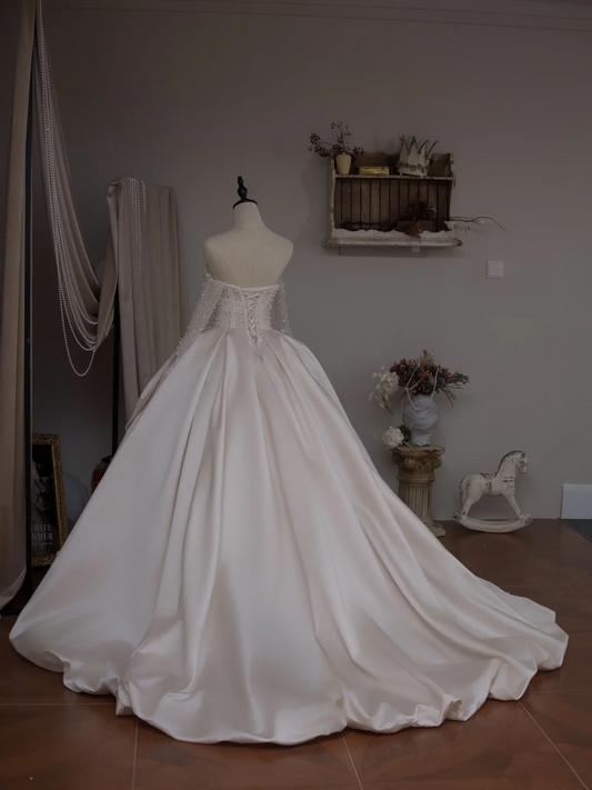 Princess Ball Gown Off The Shoulder Long Sleeve Satin Fitted Corset Long Wedding Dress Bride Gowns White Wedding Dresses RB2025