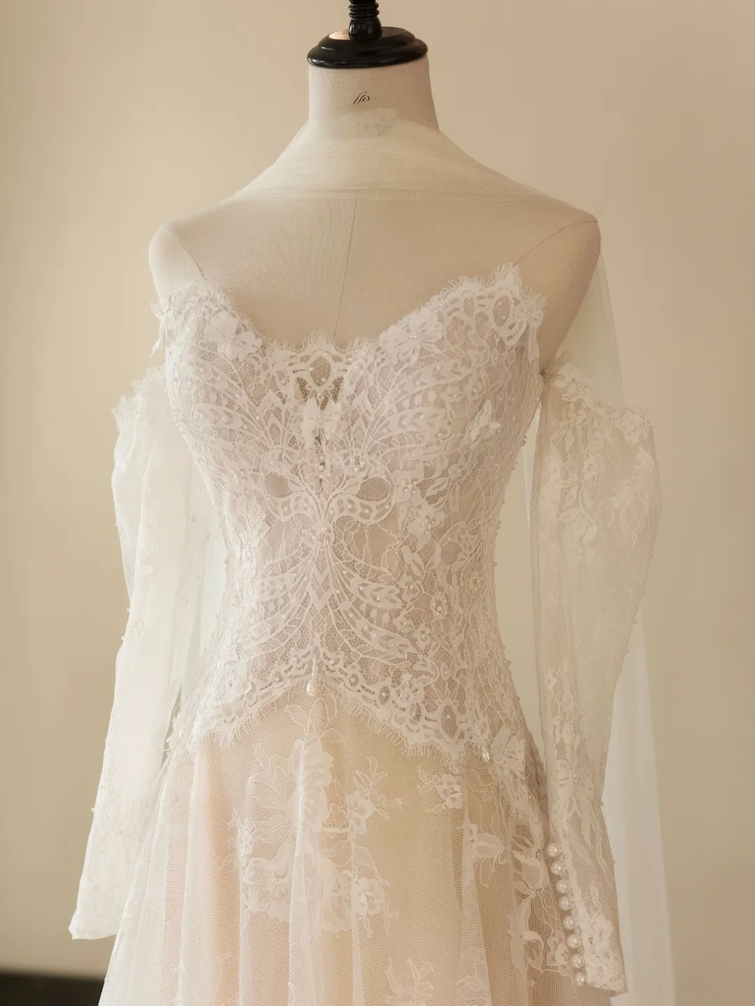 Robe de mariée sirène à épaules dénudées et manches longues en dentelle, corset ajusté, robe de mariée blanche RB2036