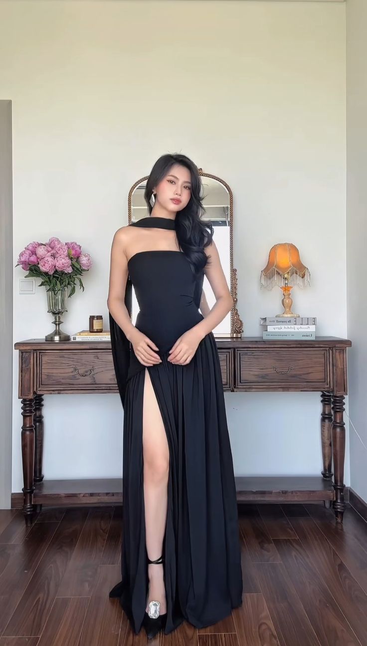 Elegantes A-Linien-Trägerloses schwarzes Abschlussballkleid im ästhetischen Seniorenstil, Abschlussballkleider, Geburtstags-Outfits, Abschlusskleid RB767