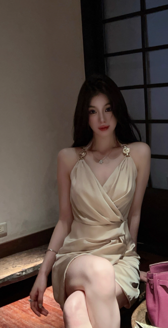 Fashion Champagne Halter Neck Sheath Satin Homecoming Dress Formal Party Dress RF01023