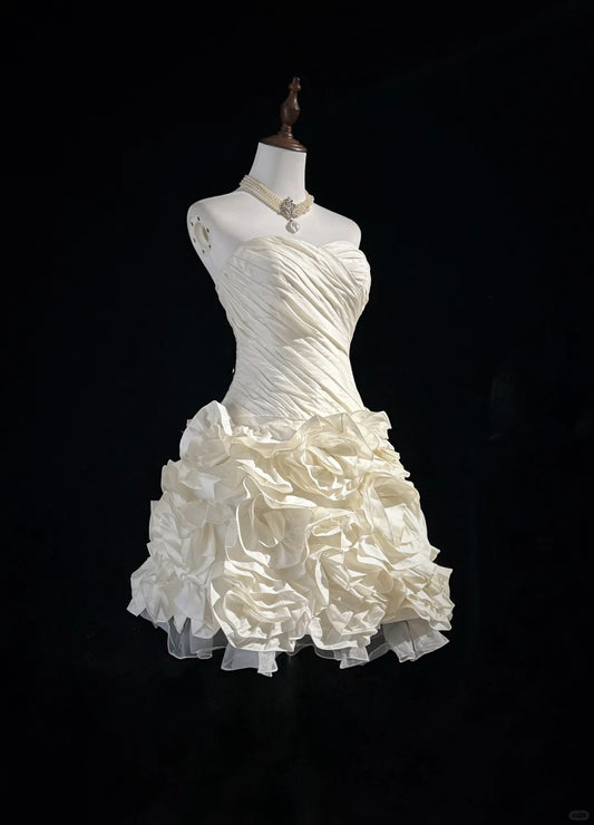 Chic White Sweetheart Bodycon Taffeta Short Birthday Dress Homecoming Dresses RF01029