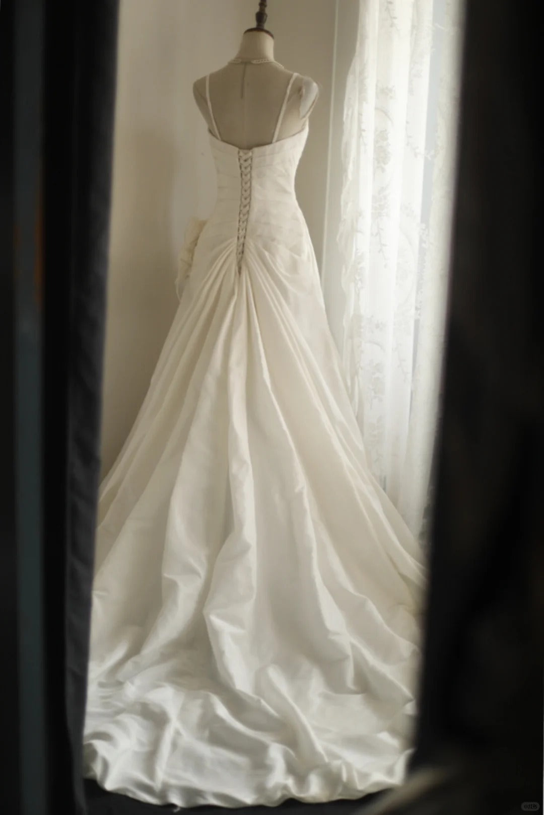 Simple White Spaghetti Strap A-Line Satin Train Wedding Dress RF0407