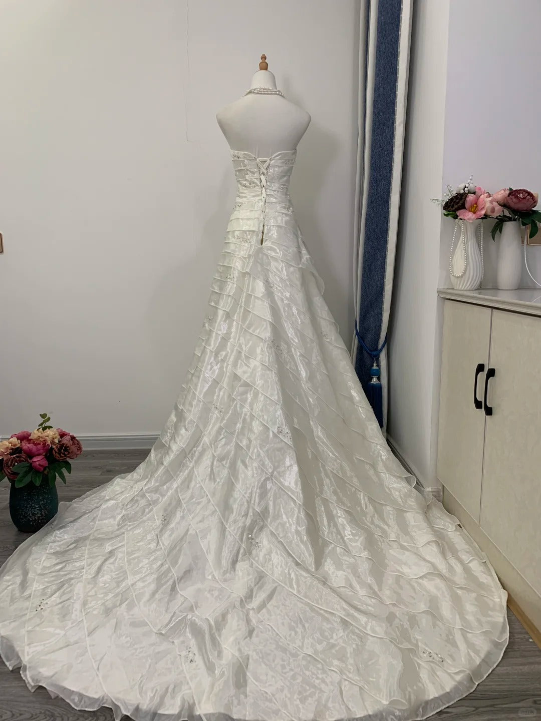 Stunning White Strapless A-Line Tulle Wedding Dresses RF0672
