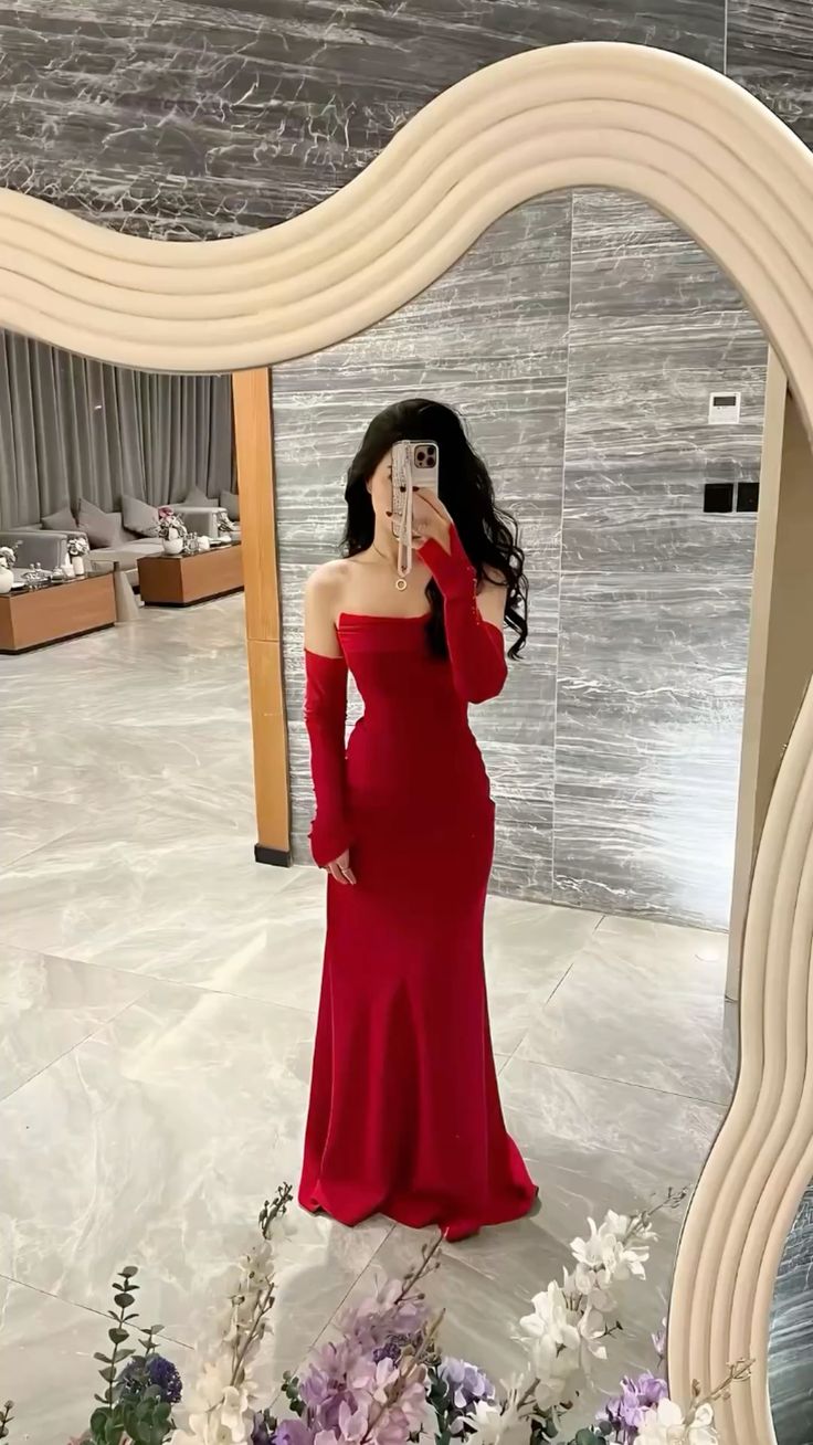 Robe de bal sirène rouge satinée sans bretelles à manches, style modeste, idéale pour un 21e anniversaire ou une remise de diplôme (AB1327)