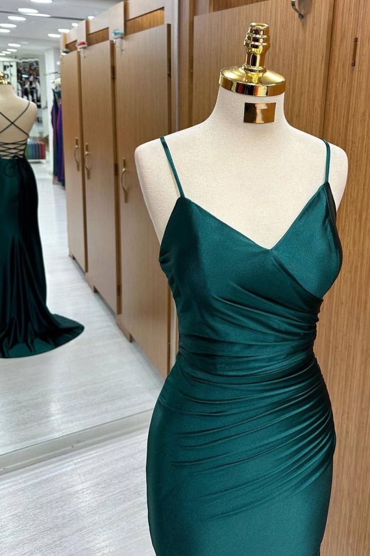 Robe de soirée longue à fines bretelles en satin vert foncé « Sirène Scintillante », idéale pour un bal de promo ou un 22e anniversaire (AB1362)