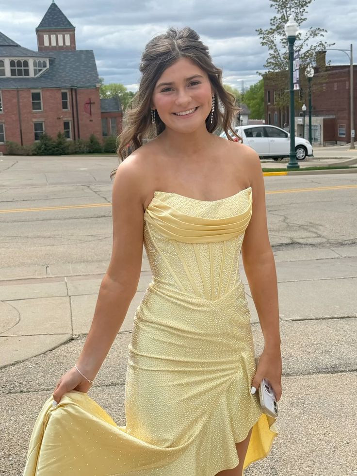 Robe de bal longue sirène sans bretelles en satin jaune pailleté ornée de perles - Inspiration robes de soirée pour femmes - Robe de cérémonie AB1212