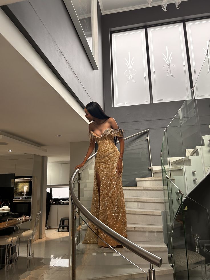 Glitzerndes Meerjungfrauen-Abendkleid mit schulterfreiem Ausschnitt für schwarze Mädchen, goldfarben, paillettenbesetzt, perlenbesetzt, mit Kristallen, langes formelles Abendkleid mit Schlitz, Modell N816