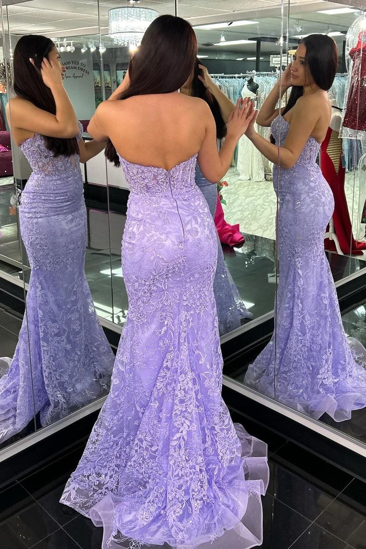 Langes, trompetenförmiges Ballkleid mit Spitzenapplikationen, Herzausschnitt und Schlüssellochausschnitt – Inspiration für formelle Abendkleider N248