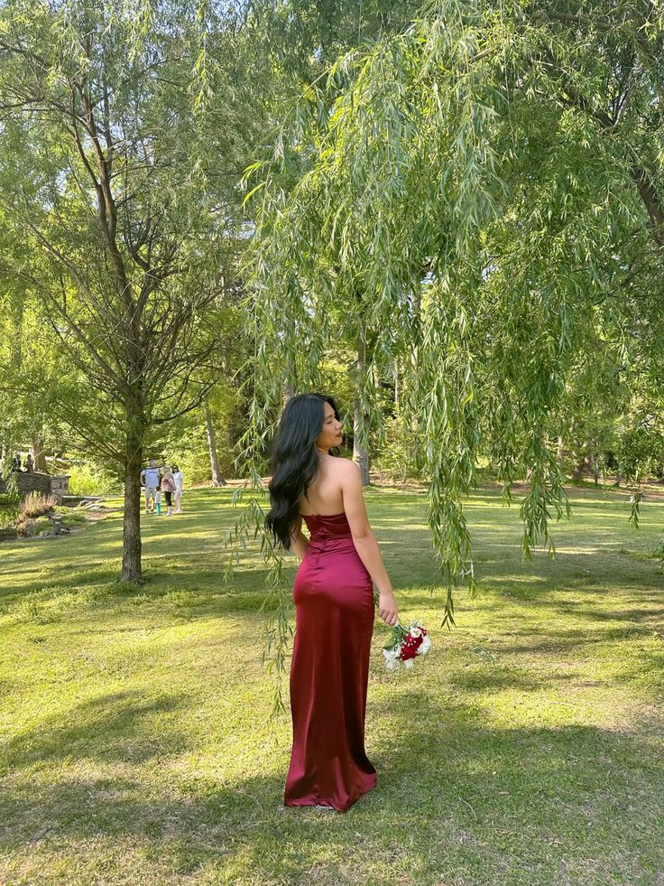 Robe de bal sirène unique sans bretelles en satin bordeaux, longue robe de soirée, tenue d'anniversaire, robe de bal RB1307