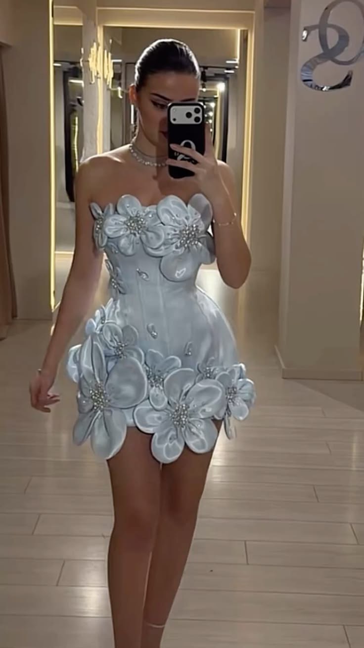 Robe de soirée moulante fourreau élégante, bustier, bleue, avec fleurs 3D, courte, inspiration Hoco, idées de robes de bal RB4133