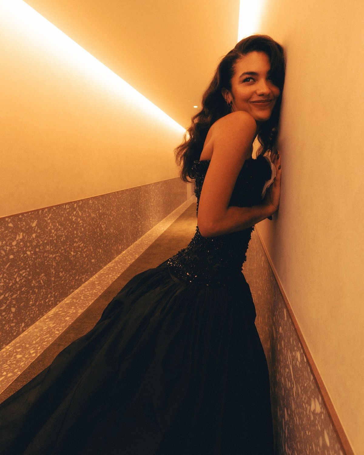 Robe de bal longue sirène sans bretelles en tulle noir à sequins, style tendance pour adolescentes et jeunes filles, robe de soirée, robe de bal AB1154