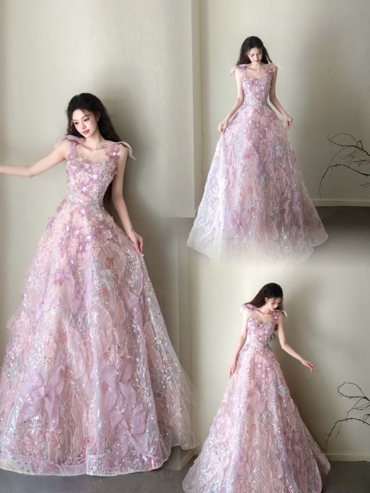 Robe de bal longue rétro en tulle lilas à fines bretelles et coupe trapèze, modèle AB312