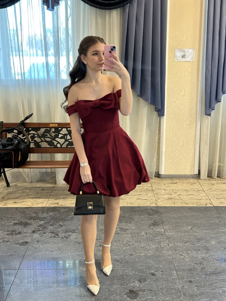 Romantic Ball Gown Off The Shoulder Burgundy Wine Red Satin Cocktail Dress Homecoming Dresses Hoco Outfits RB4724