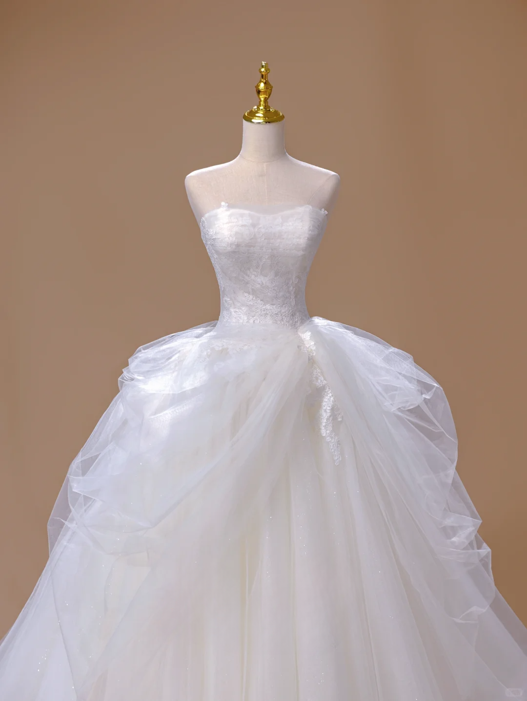 Prinzessin Ballkleid Trägerlos Tüll Weiß Langes Brautkleid Schöne Formale Bräute Kleid Brautkleider DH2816