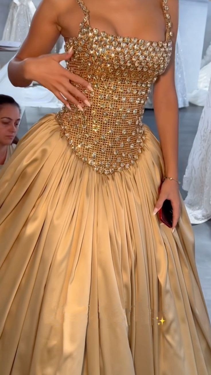 Elegant Ball Gown Square Neck Satin Gold With Beading Perfection-Formal Goals Nigh Evening Long Prom Dress Party Outfits RB6764