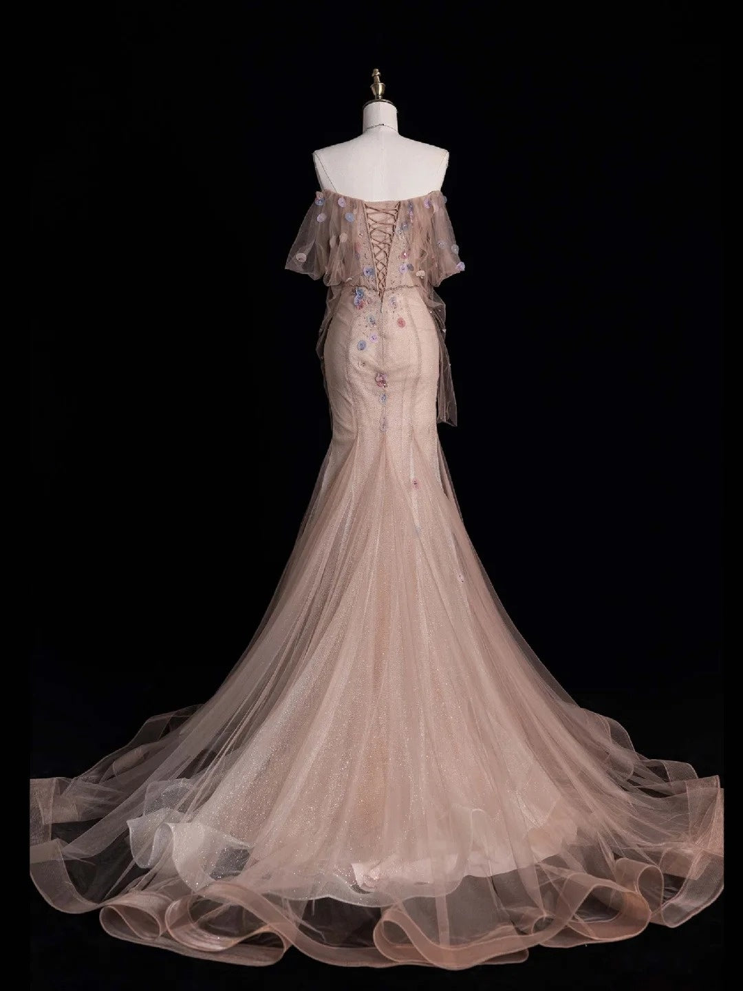 Elegantes, schulterfreies Meerjungfrauen-Abendkleid aus rosafarbenem Tüll, ideal für Partys, den 22. Geburtstag oder als Abschlusskleid (N866).