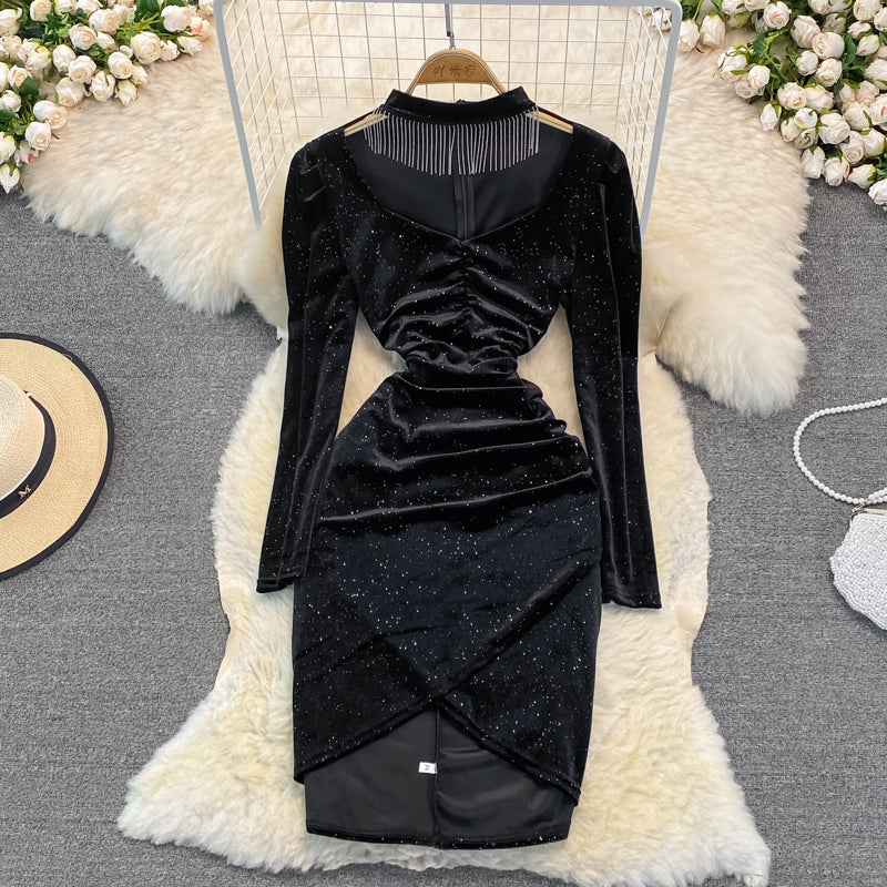 Temperament V-neck Halter Neck Tassel Bag Hip Dress Velvet Base Dress RF0252