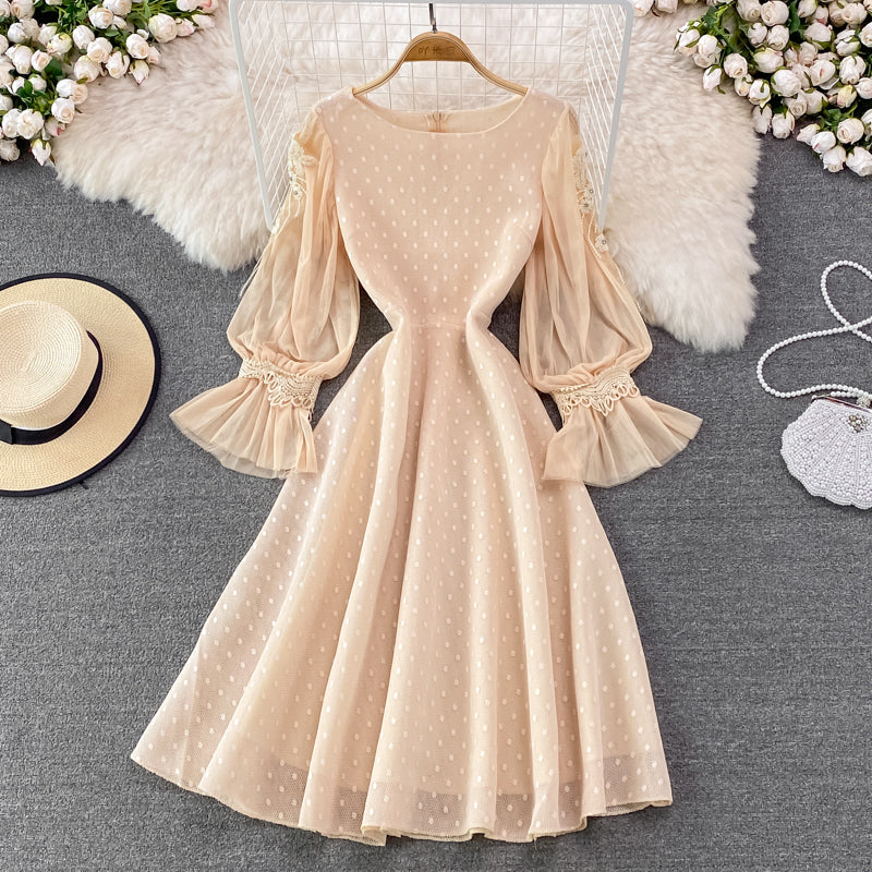 Robe trapèze à manches longues en dentelle, jolie robe tendance RF0222