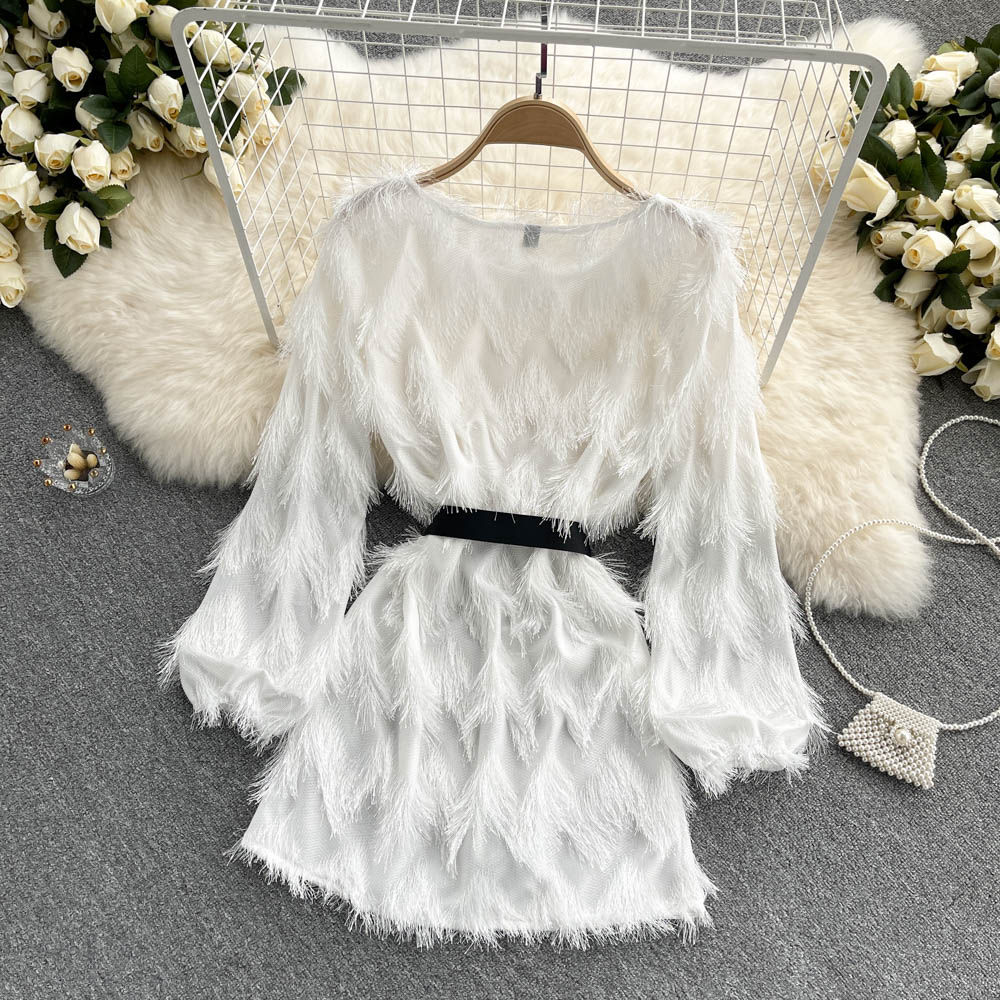 Robe trapèze à manches longues et pompons, jolie robe tendance RF0150