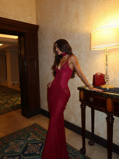 Superbe robe de bal sirène à bretelles spaghetti en satin bordeaux, robe de bal d'inspiration princesse, robe de remise de diplôme B438