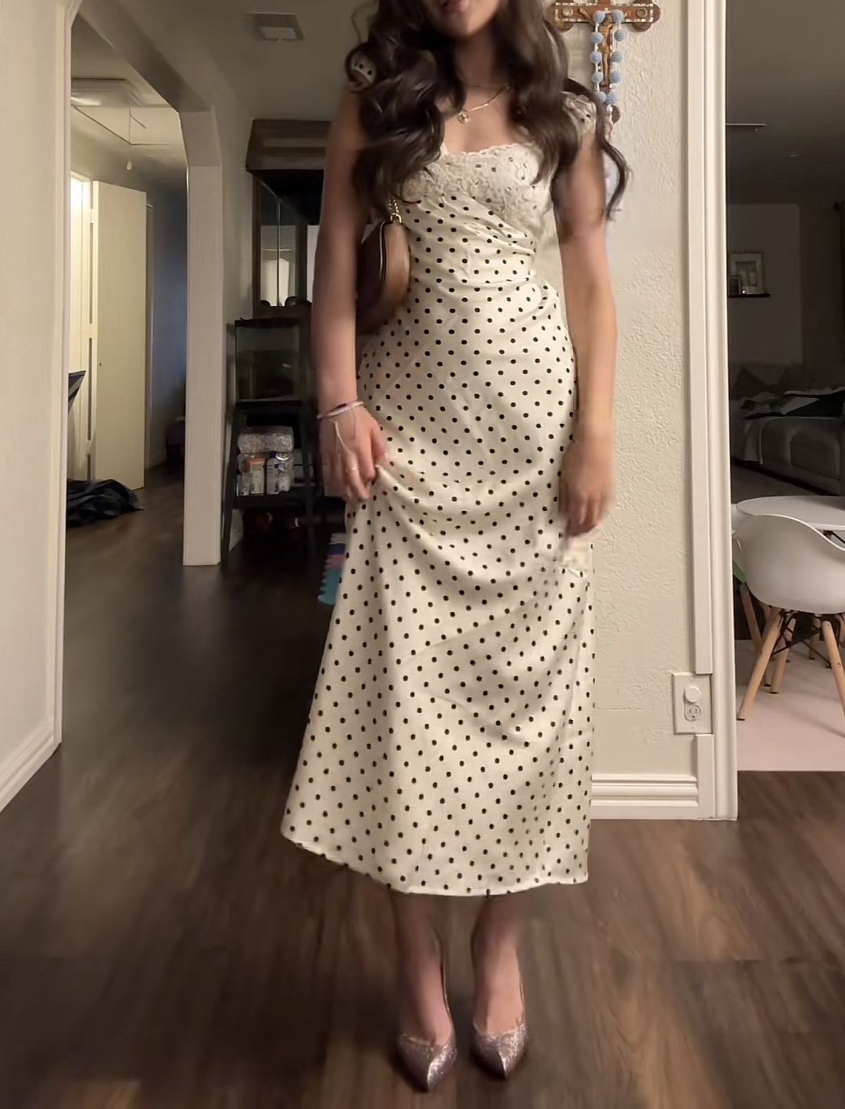 Elegantes Meerjungfrauen-Kleid mit Spaghettiträgern und weißen Punkten – perfekt für College, Abschlussball und andere festliche Anlässe für Teenager (N1115)