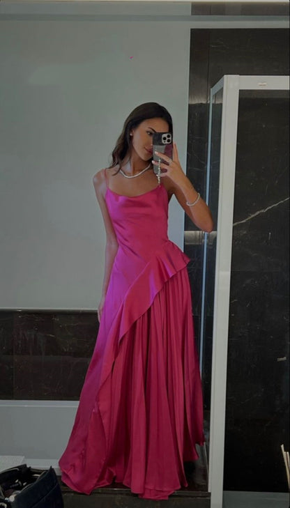 Robe longue de soirée rose fuchsia coupe trapèze à fines bretelles N2391