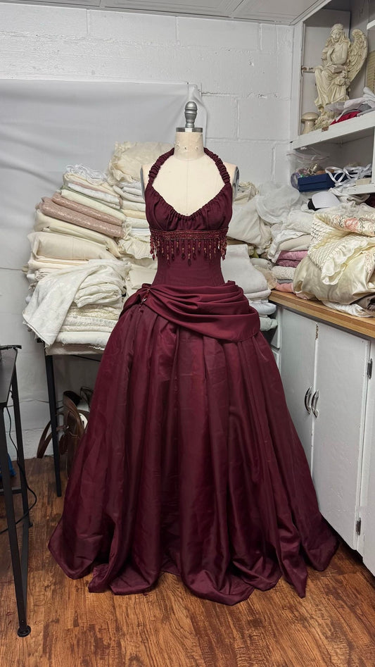 Cute Ball Gown Halter Burgundy Satin Long Quinceanera Dress Birthday Luxury Sweet 15 16 Birthday Outfits N113