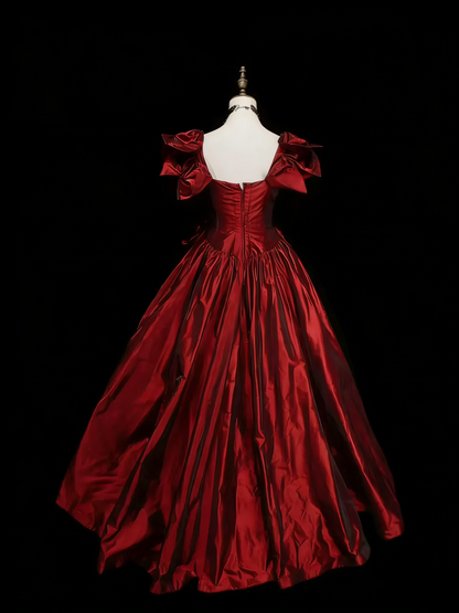 Robe de bal vintage bordeaux à col carré et volants, idéale pour les 16 ans (Quinceañera), longueur 15 pouces (réf. N1453)