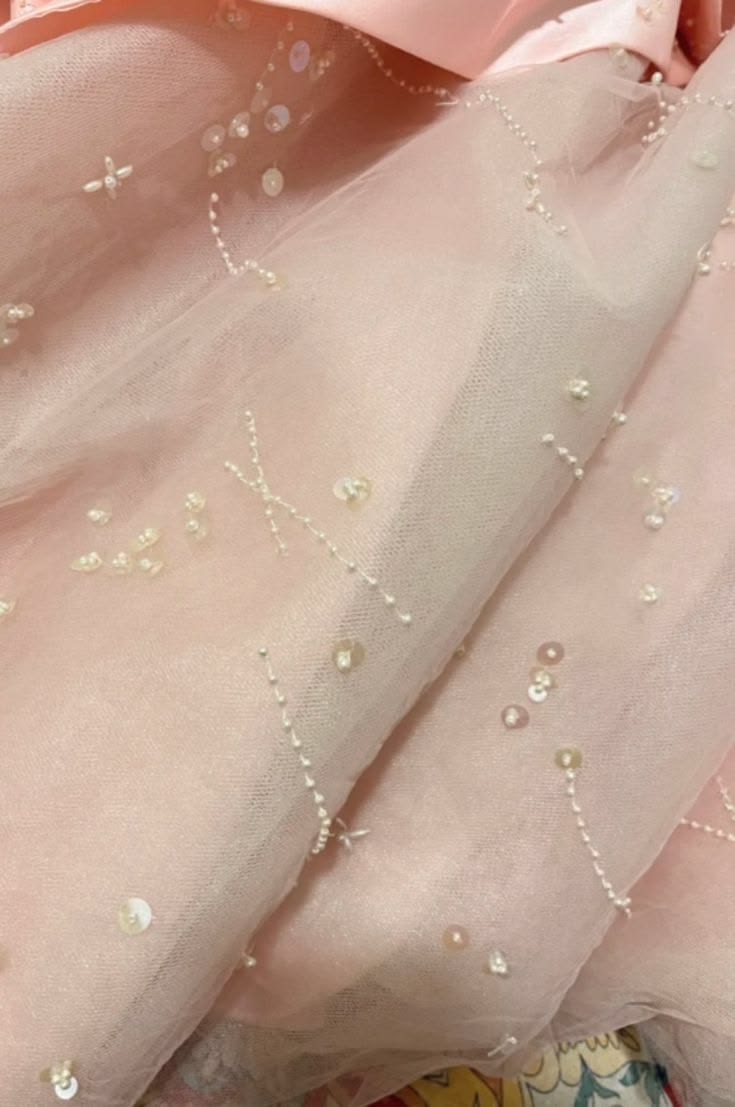 Robe de bal longue rose, sans manches, coupe trapèze, ornée de perles, N588