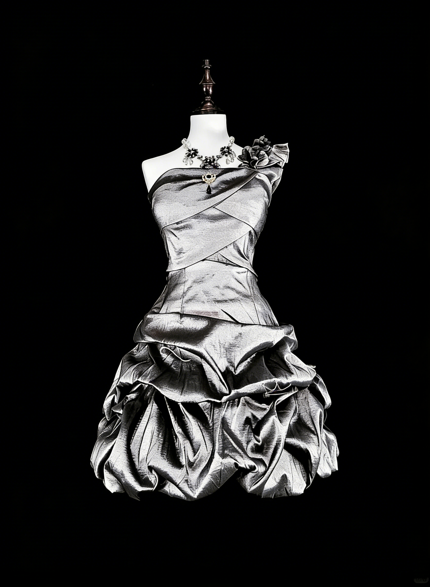 Robes de Bal Uniques Épaule Dénudée Gris Argent Mini Courtes Robes de Soirée de Retour à la Maison Robes de Cocktail Hoco N3071