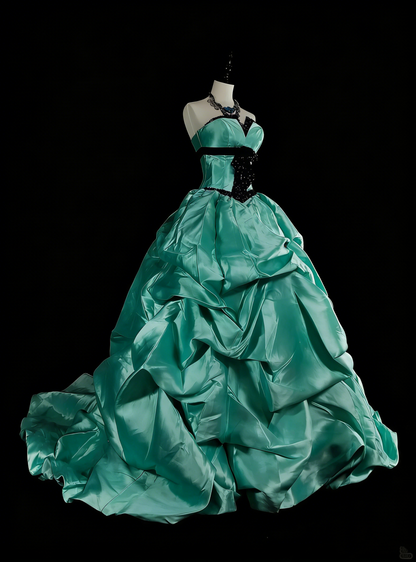 Vintage Ballkleid aus den 1760er Jahren, grün mit plissiertem Satin, langes Abendkleid N1598