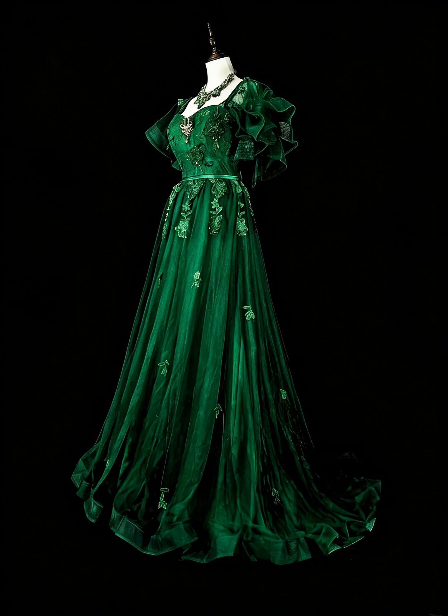 Robe de bal longue vintage vert foncé à bretelles spaghetti et dentelle perlée, coupe trapèze, référence N1827