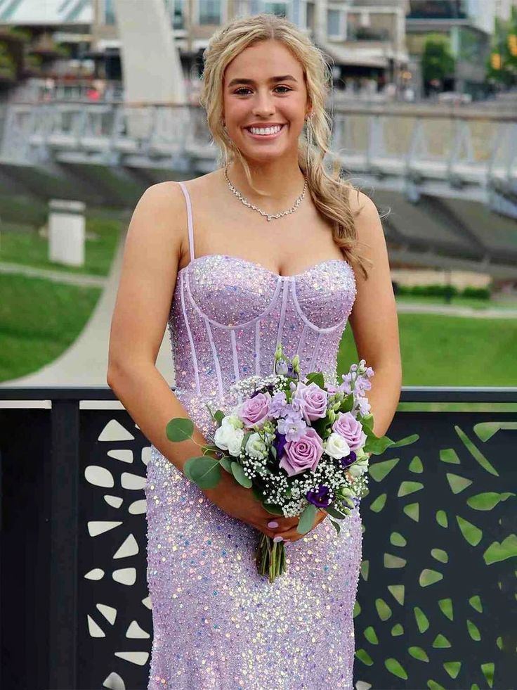 Robe de bal sirène longue à sequins rose poudré brillants, bretelles spaghetti et perles - RB1672