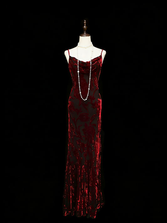 Robe de soirée sirène vintage à fines bretelles, style années 80, 70, 90, en velours bordeaux, idéale pour les bals de fin d'année ou les remises de diplômes (N1146)