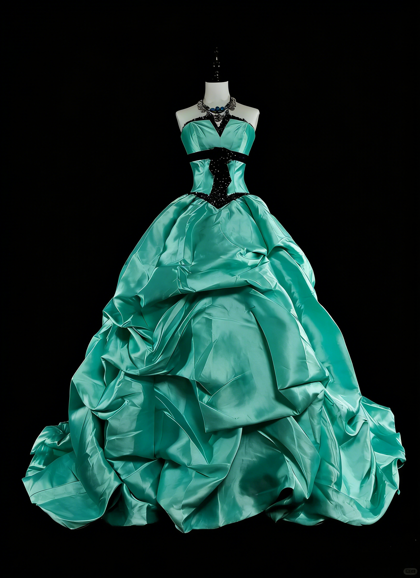 Vintage Ballkleid aus den 1760er Jahren, grün mit plissiertem Satin, langes Abendkleid N1598