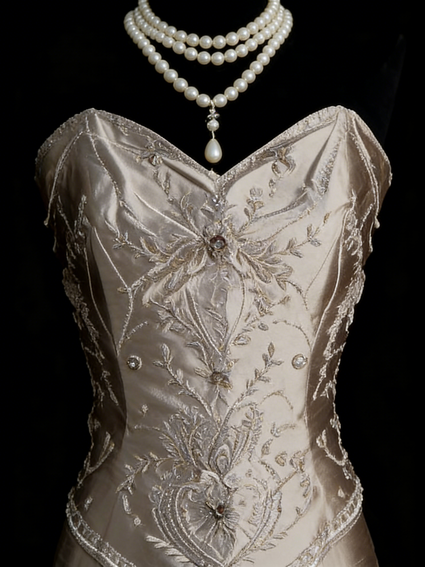 Elegantes, ärmelloses, langes Meerjungfrauen-Abendkleid aus Satin mit Herzausschnitt, formelles Kleid für die Oberstufe, N1252