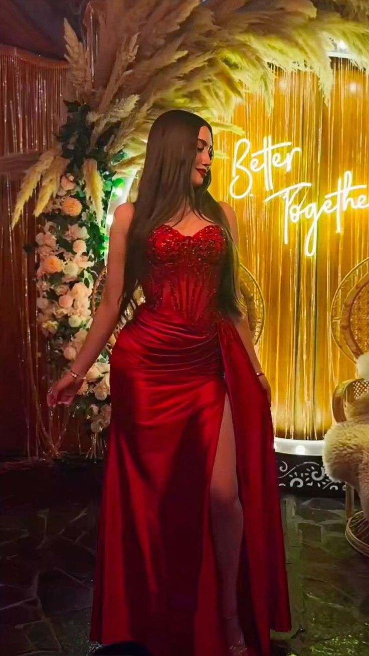 Gorgeous Red Sweetheart Mermaid Prom Dresses Sleeveless With Lace Slit Party Gown AB333