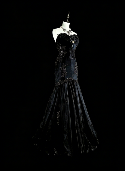 Robes de bal vintage Esthétique sirène Coeur chérie Tulle noir avec appliqués Robe longue de soirée N2157
