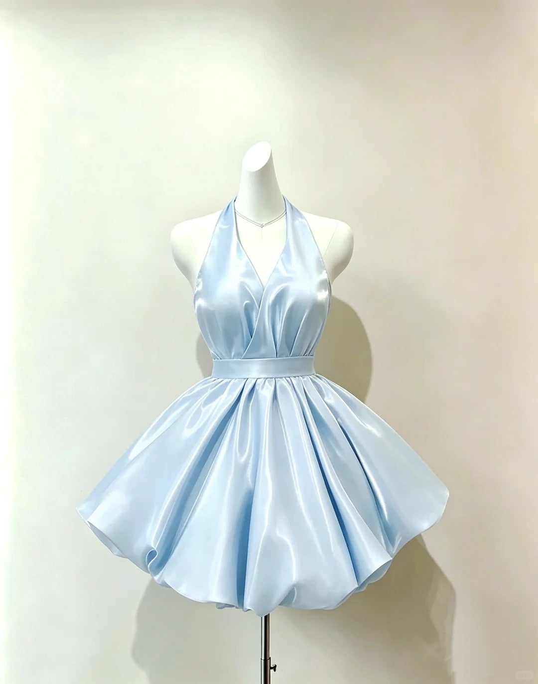Pretty Ball Gown Light Sky Blue Halter Satin Mini Short Cocktail Homecoming Dresses Ideas Hoco Outfits RB4896