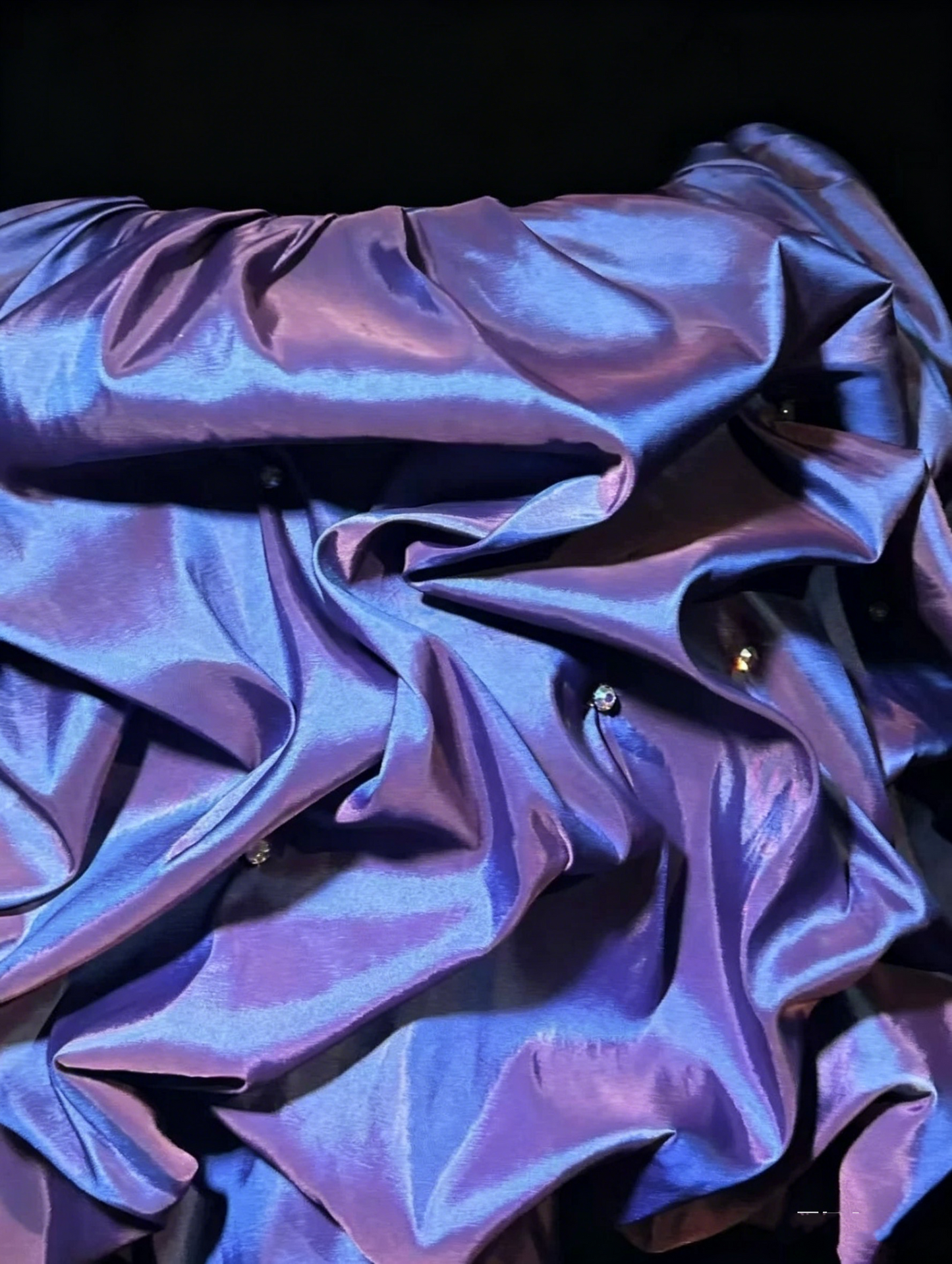 Glamouröses Ballkleid, Neckholder, Lila, mit Schmuckstein, Partykleid, Cocktailkleid, Heimkehrkleider N3814