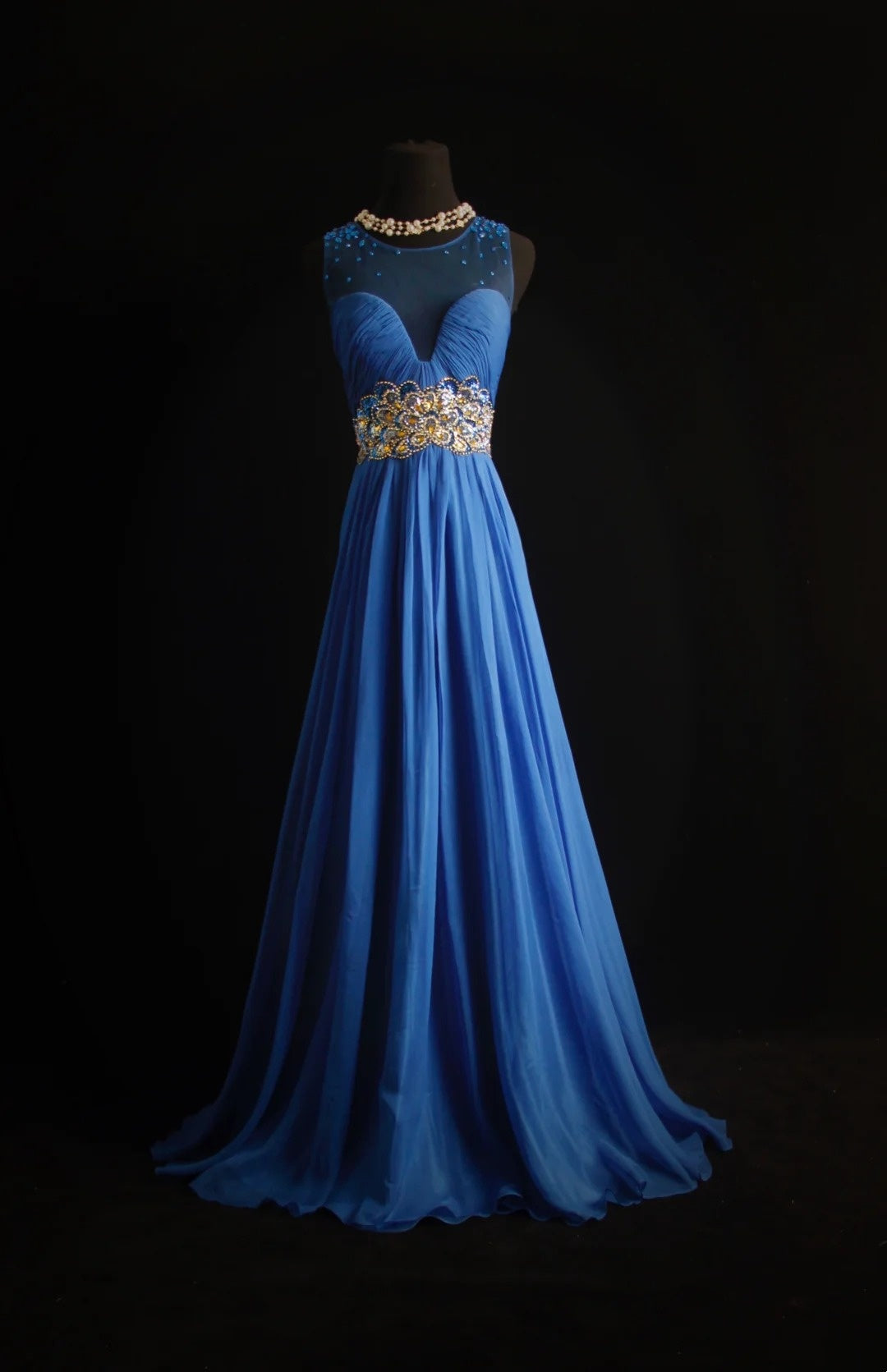 Robe de bal longue rétro années 2000 en mousseline bleu roi, coupe trapèze, col rond, inspiration années 2000, tenue de soirée pour un 19e anniversaire, 500 N