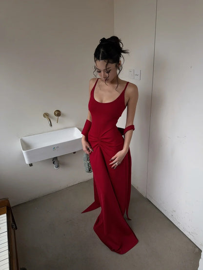 Einzigartiges Meerjungfrauen-Spaghettiträgerkleid in leuchtendem Rot mit Schal – langes Ballkleid, Inspiration für Geburtstagskleider, formelles Abendkleid N464