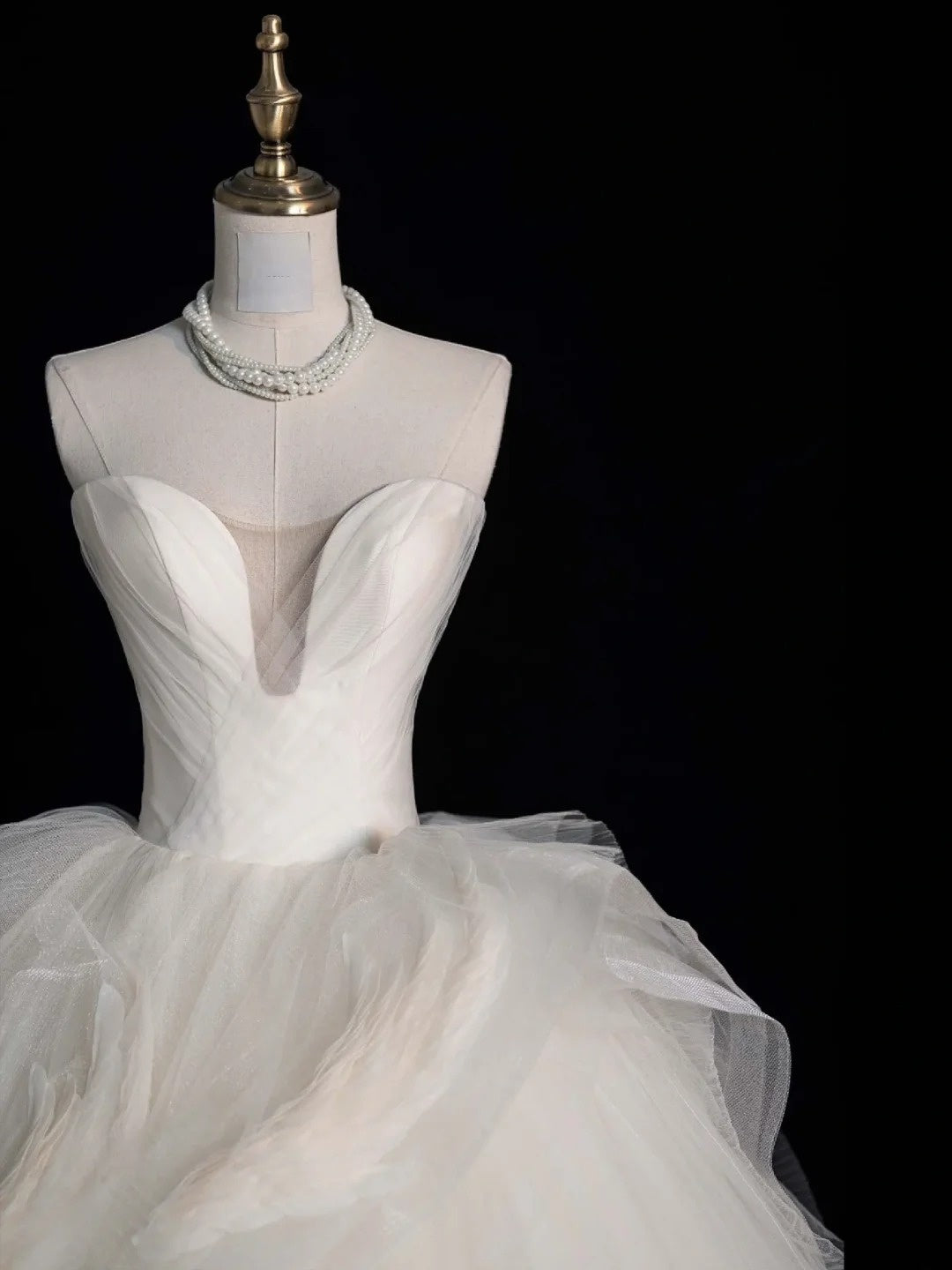 Robe de bal sobre en tulle blanc, décolleté cœur, longue robe de mariée féérique d'automne N675