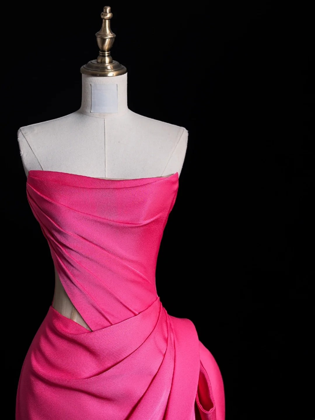 Robe de bal longue sirène simple sans bretelles en satin rose plissé avec doublure en satin N849