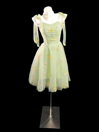 Robe de bal de fin d'année/retour à la maison coupe A bretelles fines en tulle à fleurs vert sauge N4496